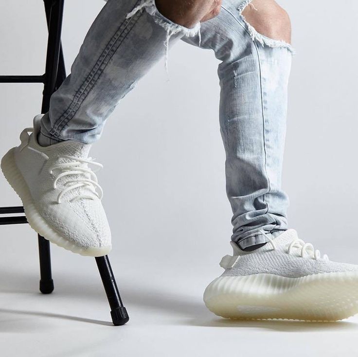 Tenis Adidas Yeezy Boost 350 V2 Feminino