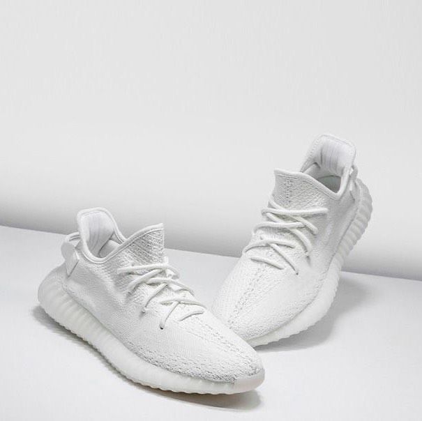 Tenis Adidas Yeezy Boost 350 V2 Feminino