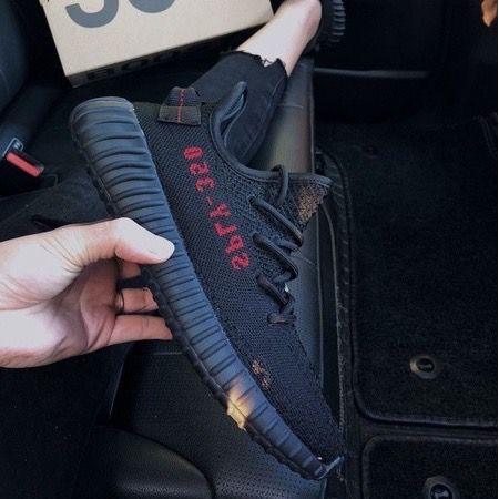 Tênis Yeezy Boost 350 V2 Importado - dudushoes